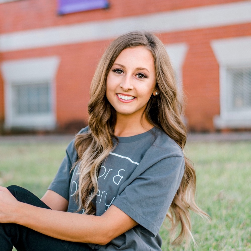 Meet your Posher, Brittany